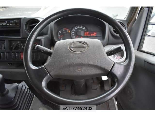 Hino DUTRO 2012-10 7722878-2
