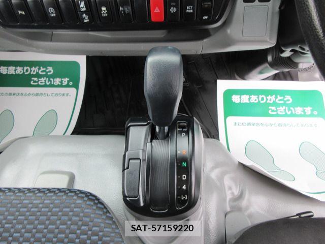 Hino DUTRO 2022-03 7722876-15
