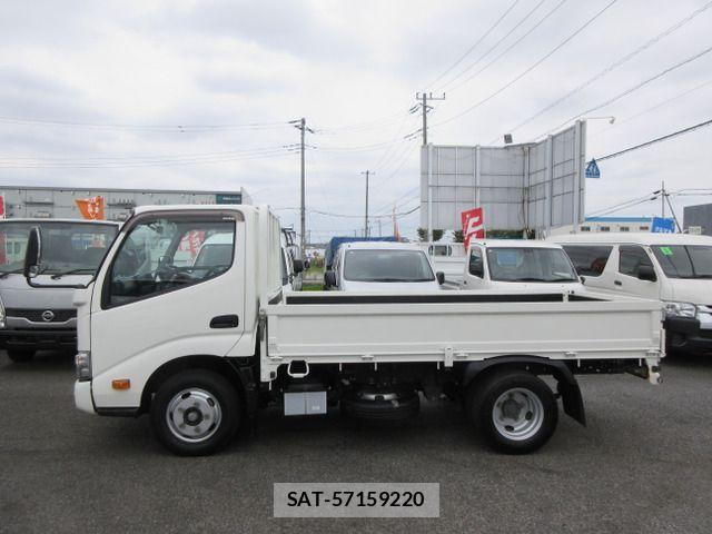 Hino DUTRO 2022-03 7722876-4