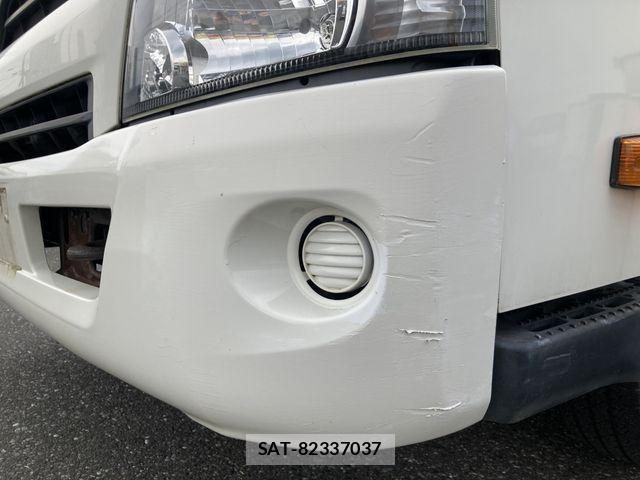 Hino DUTRO 2016-06 7722879-12