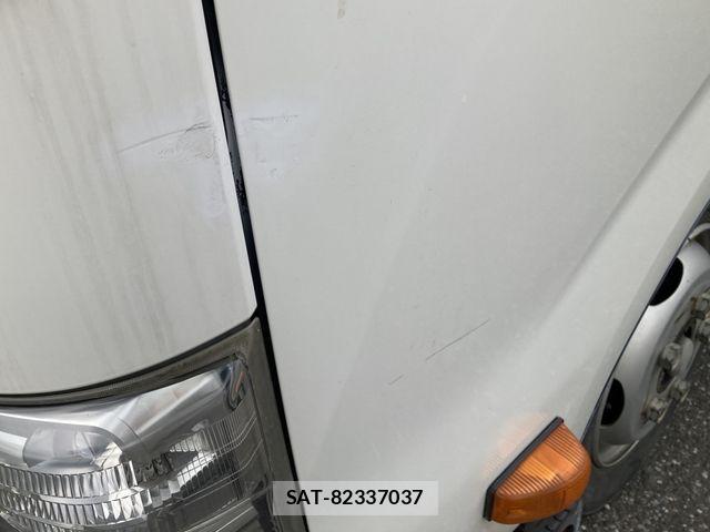 Hino DUTRO 2016-06 7722879-13