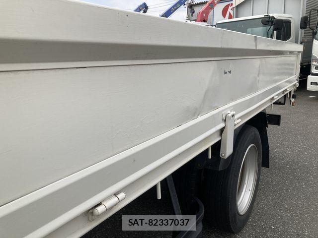 Hino DUTRO 2016-06 7722879-16