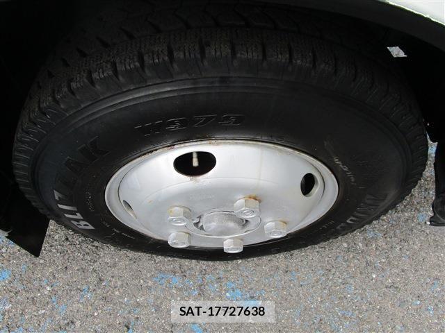 Hino DUTRO 2017-03 7722870-19