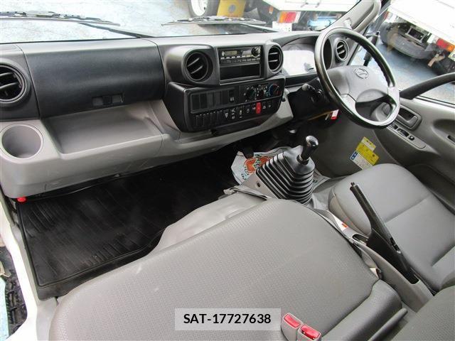 Hino DUTRO 2017-03 7722870-22