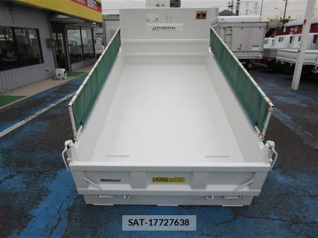 Hino DUTRO 2017-03 7722870-5