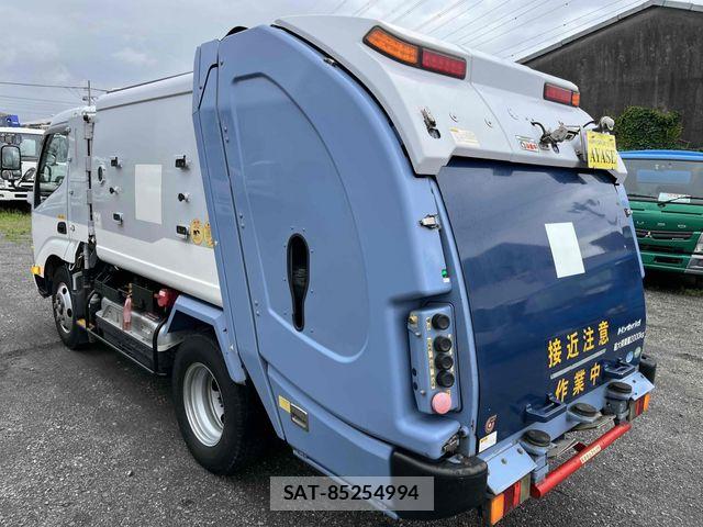 Hino DUTRO 2017-01 7722877-3