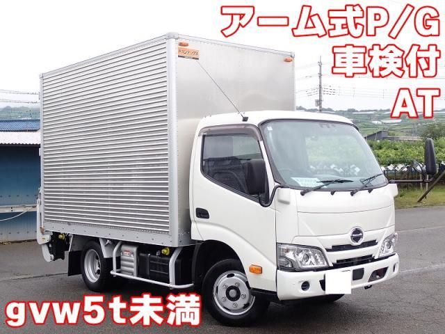 Hino DUTRO 2023-03 7737861-0