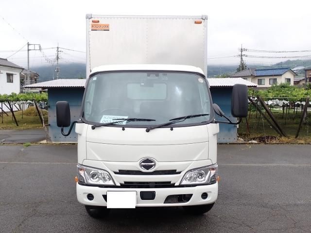 Hino DUTRO 2023-03 7737861-4