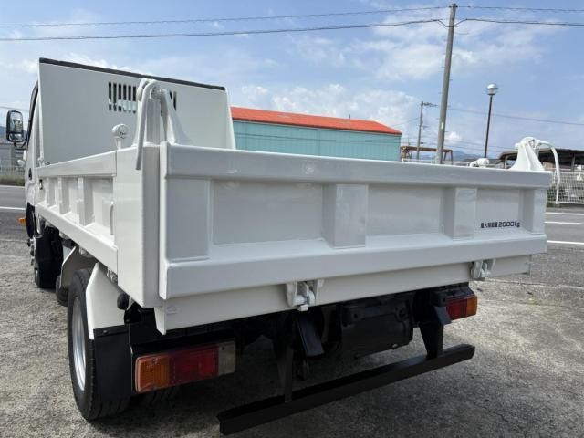 Hino DUTRO 2014-04 7737863-22