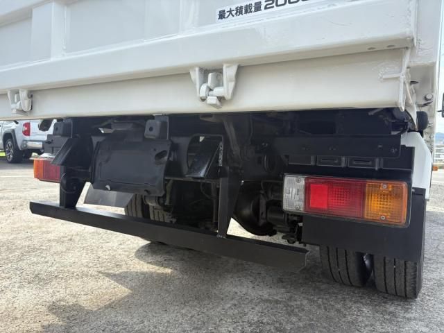 Hino DUTRO 2014-04 7737863-26