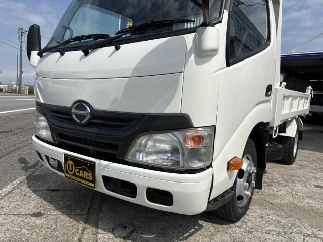 Hino DUTRO 2014-04 7737863-8
