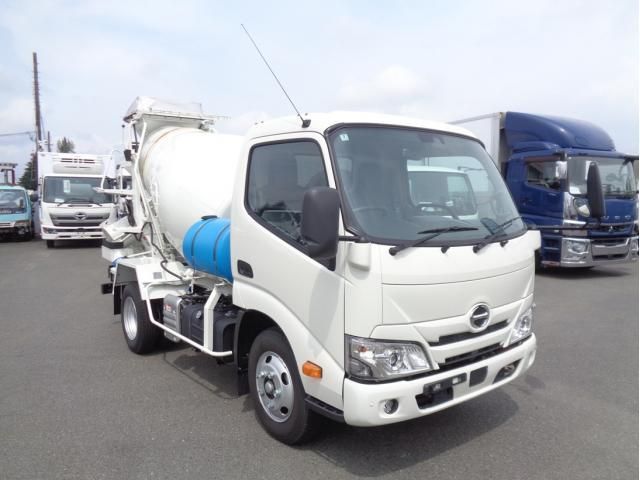 Hino DUTRO 2025-07 7737857-0