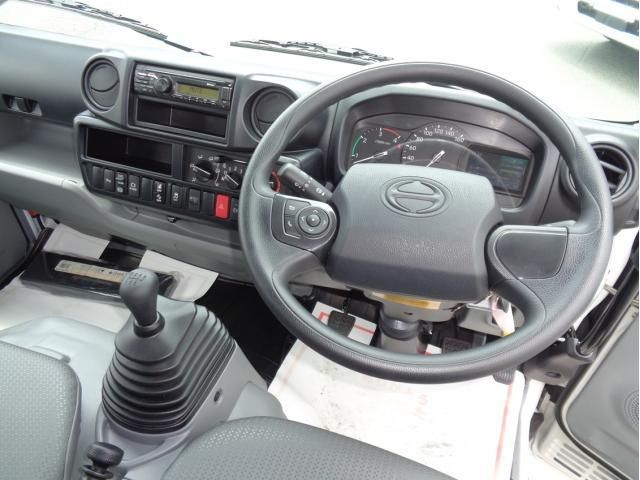 Hino DUTRO 2025-07 7737857-16