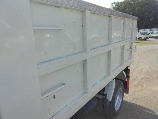 Hino DUTRO 2018-02 7737860-21
