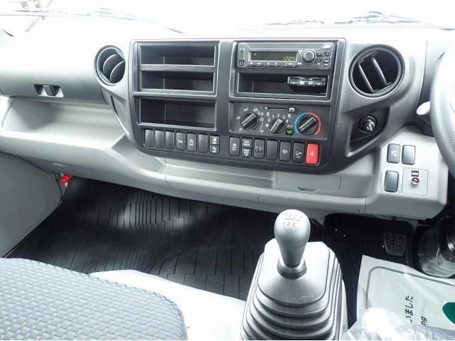 Hino DUTRO 2025-12 7737858-14
