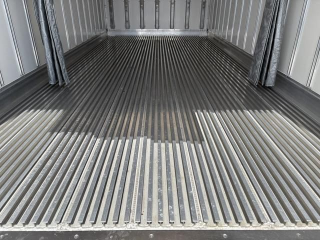 Hino DUTRO 2017-04 7737862-16