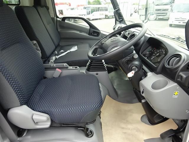 Hino DUTRO 2025-11 7737859-7
