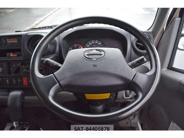 Hino DUTRO 2019-08 7784488-1