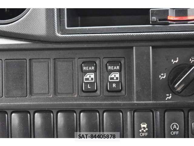 Hino DUTRO 2019-08 7784488-20