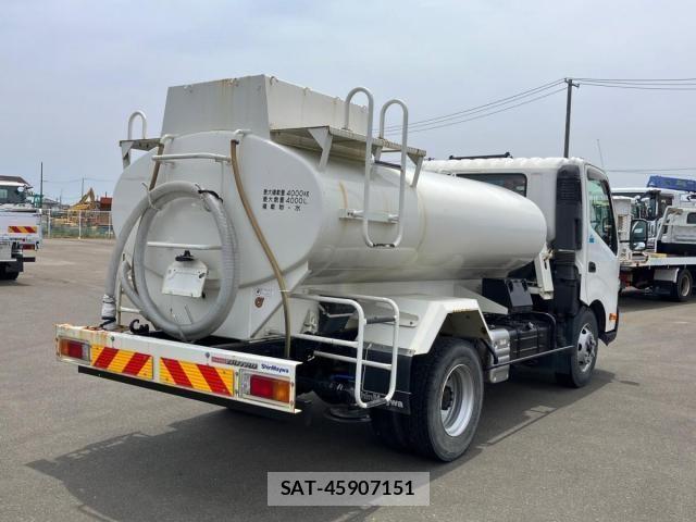 Hino DUTRO 2018-10 7784490-2