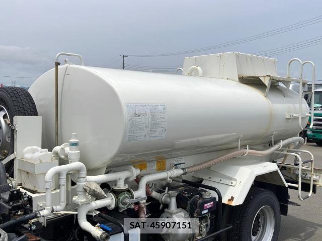 Hino DUTRO 2018-10 7784490-7