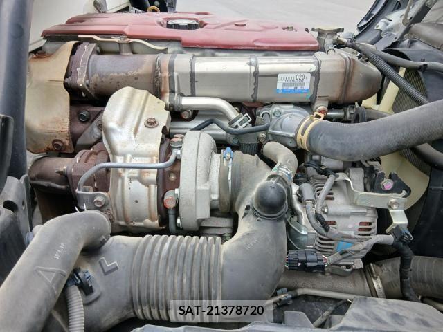 Hino DUTRO 2018-06 7784480-15
