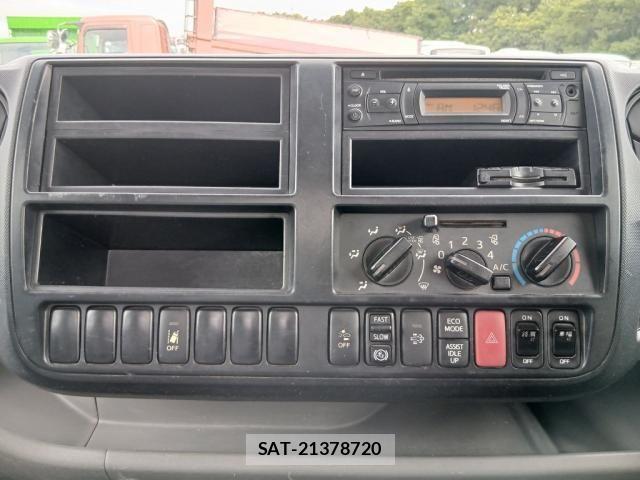 Hino DUTRO 2018-06 7784480-19