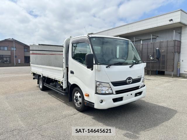 Hino DUTRO 2018-04 7784472-1