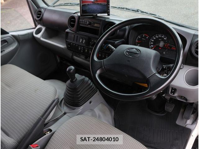 Hino DUTRO 2016-06 7784487-20