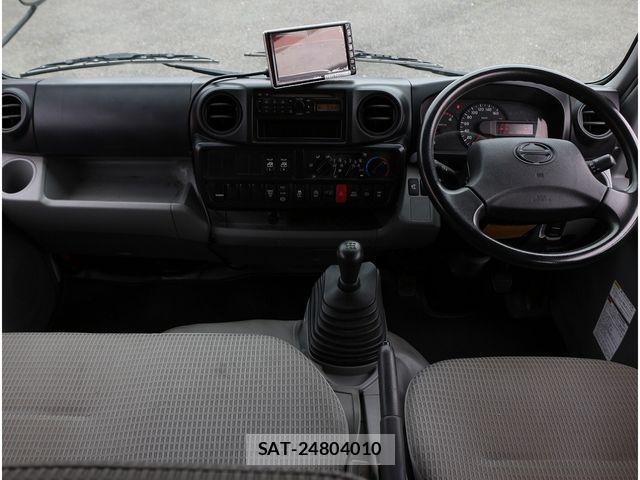 Hino DUTRO 2016-06 7784487-22