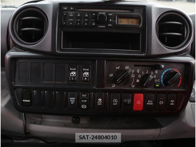 Hino DUTRO 2016-06 7784487-24
