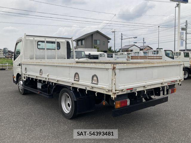 Hino DUTRO 2013-11 7784469-2