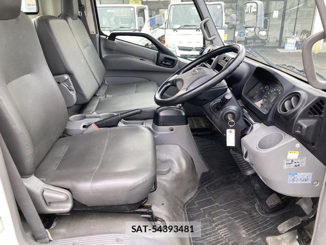 Hino DUTRO 2013-11 7784469-4