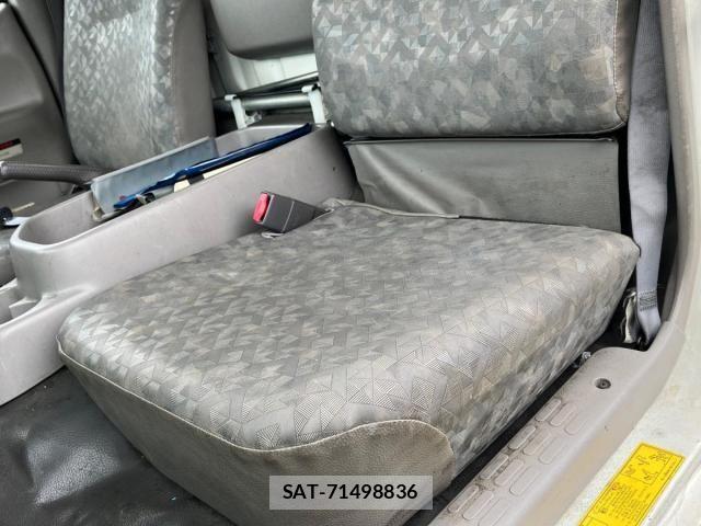 Hino DUTRO 2010-03 7784470-20