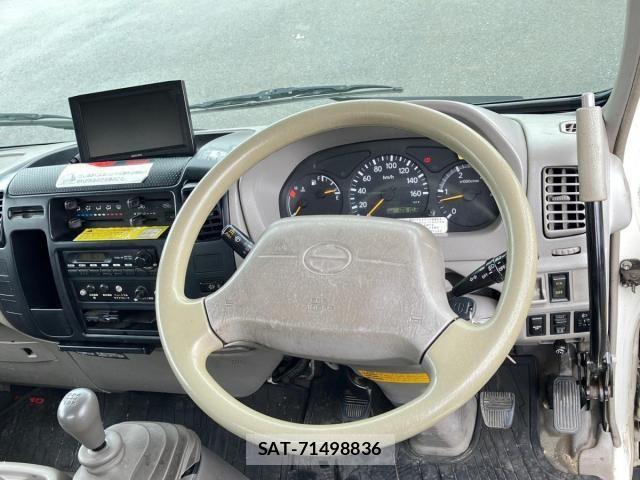 Hino DUTRO 2010-03 7784470-21