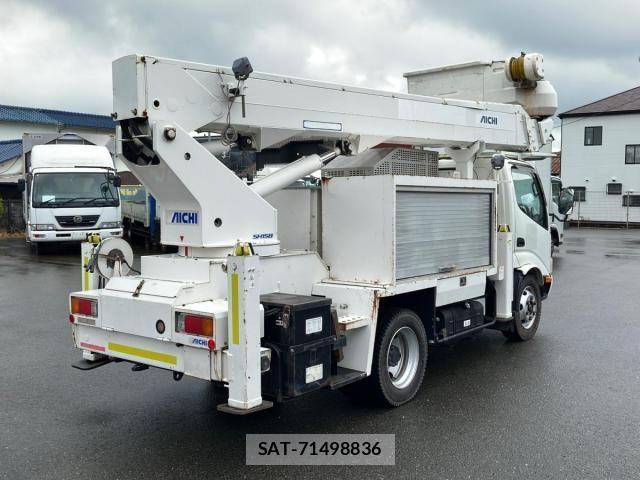 Hino DUTRO 2010-03 7784470-2