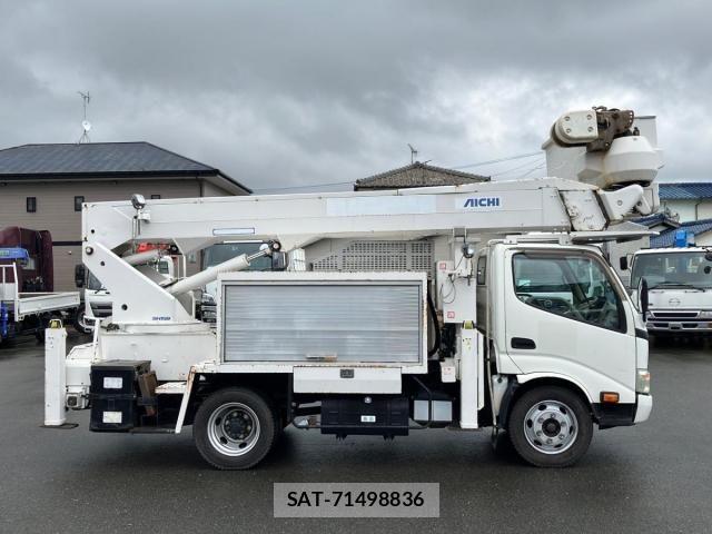 Hino DUTRO 2010-03 7784470-5