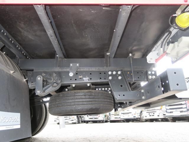 Hino DUTRO 2023-03 7864660-11