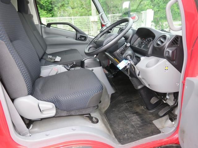Hino DUTRO 2023-03 7864660-23