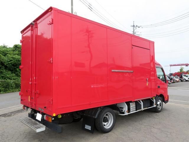 Hino DUTRO 2023-03 7864660-3