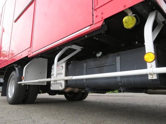 Hino DUTRO 2023-03 7864660-8