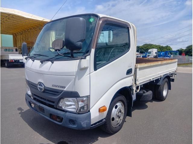 Hino DUTRO 2019-03 7864666-0