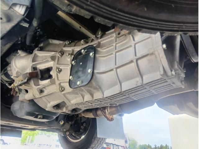 Hino DUTRO 2019-03 7864666-12