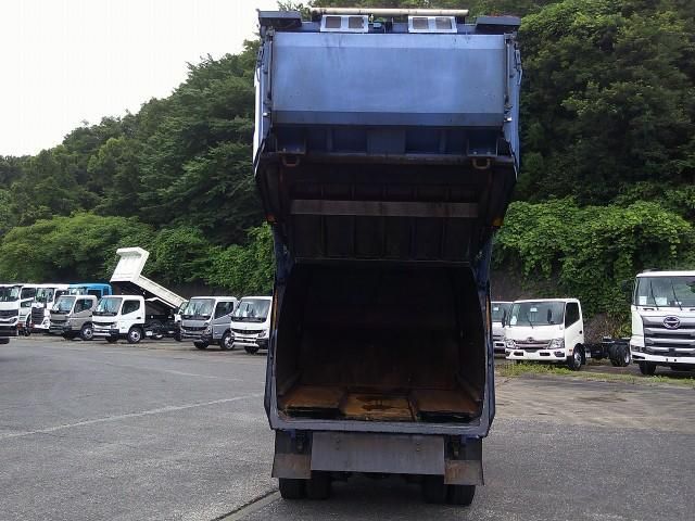 Hino DUTRO 2018-07 7864661-13