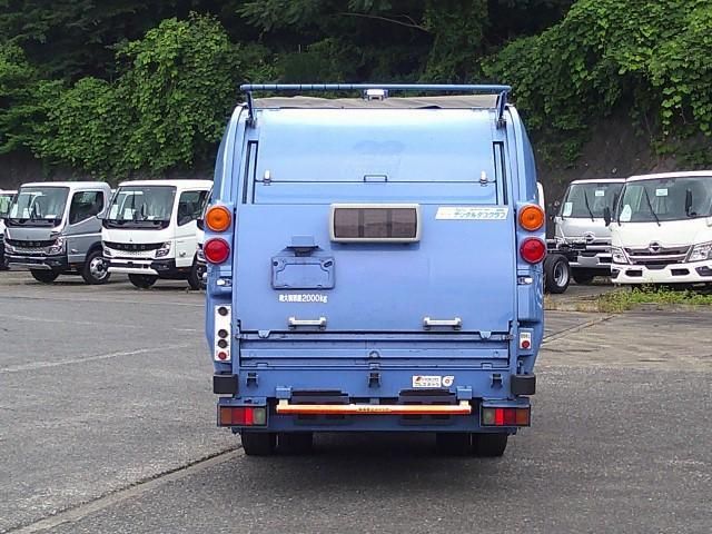 Hino DUTRO 2018-07 7864661-5