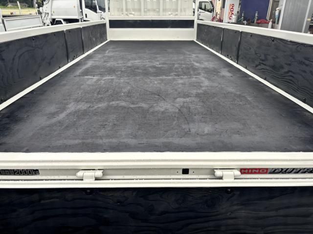 Hino DUTRO 2019-03 7864665-9