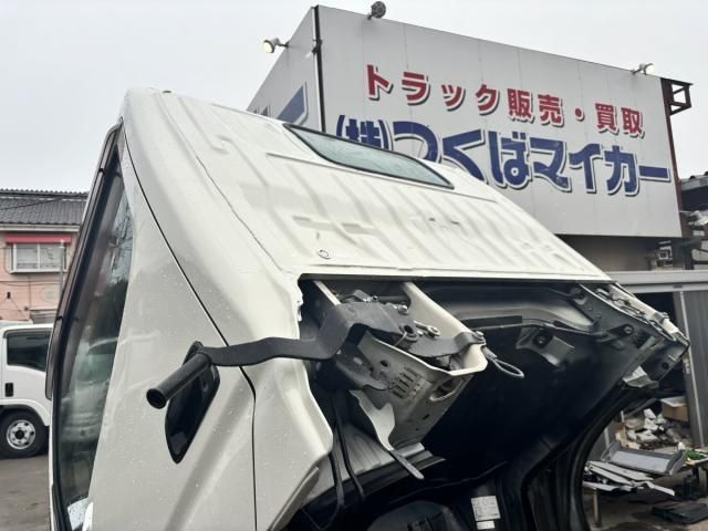 Hino DUTRO 2019-03 7864665-13