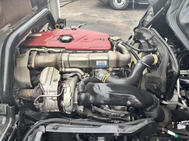 Hino DUTRO 2019-03 7864665-19