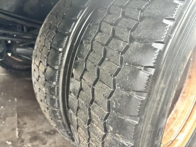 Hino DUTRO 2019-03 7864665-28