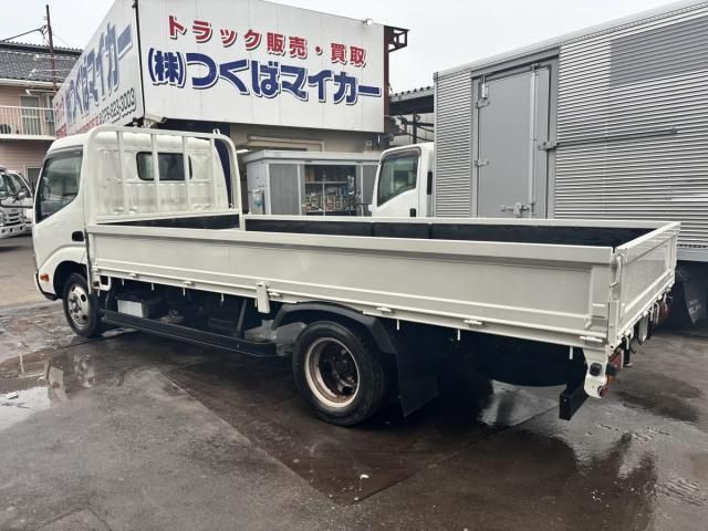 Hino DUTRO 2019-03 7864665-7